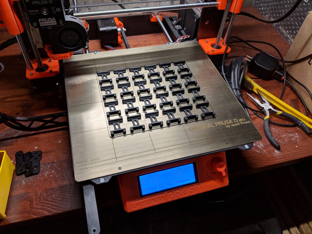 3D printed cable chain dividers